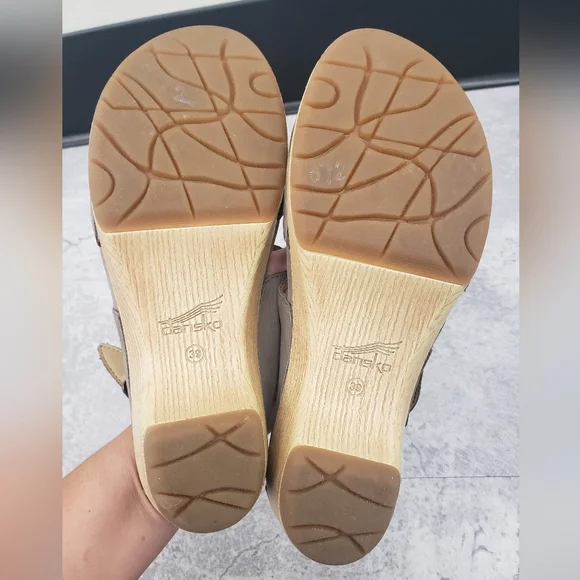 Dansko Taupe Milled Nubuck Mary Jane Comfortable Clogs, 39 - Picture 7 of 7